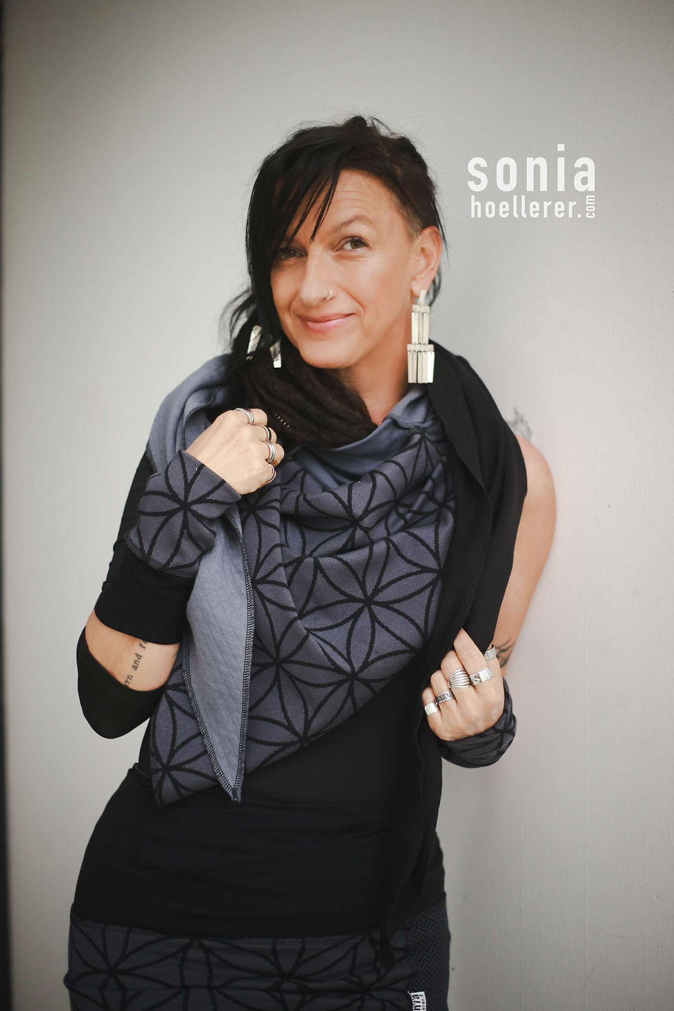 Miniaturbild: Armstulpen FlowerOfLife Black 