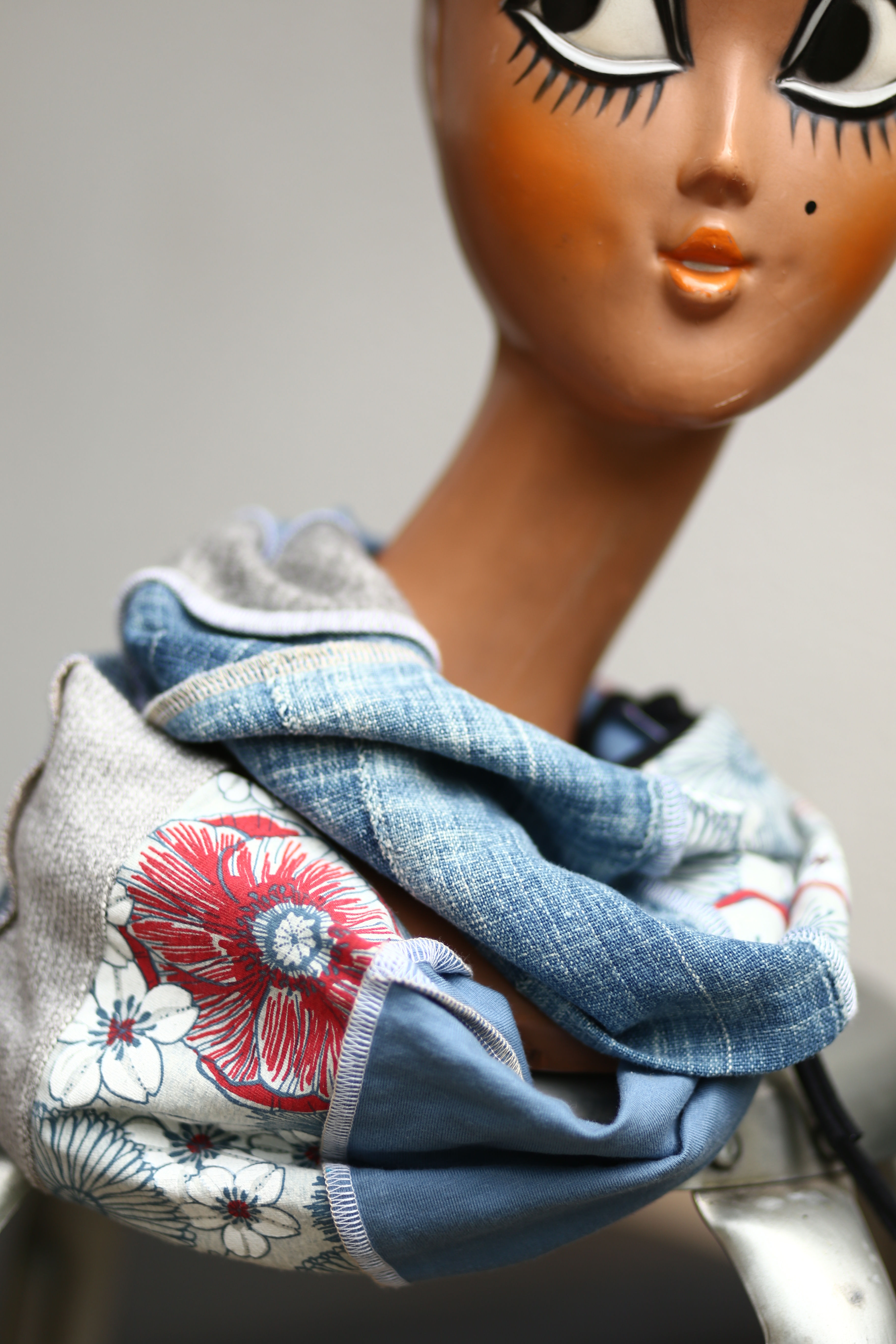 Loop Indigo Red Blossom