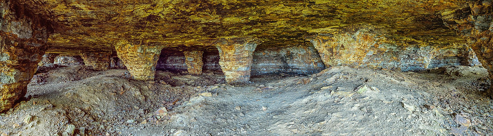 Eine Höhle aus Stein