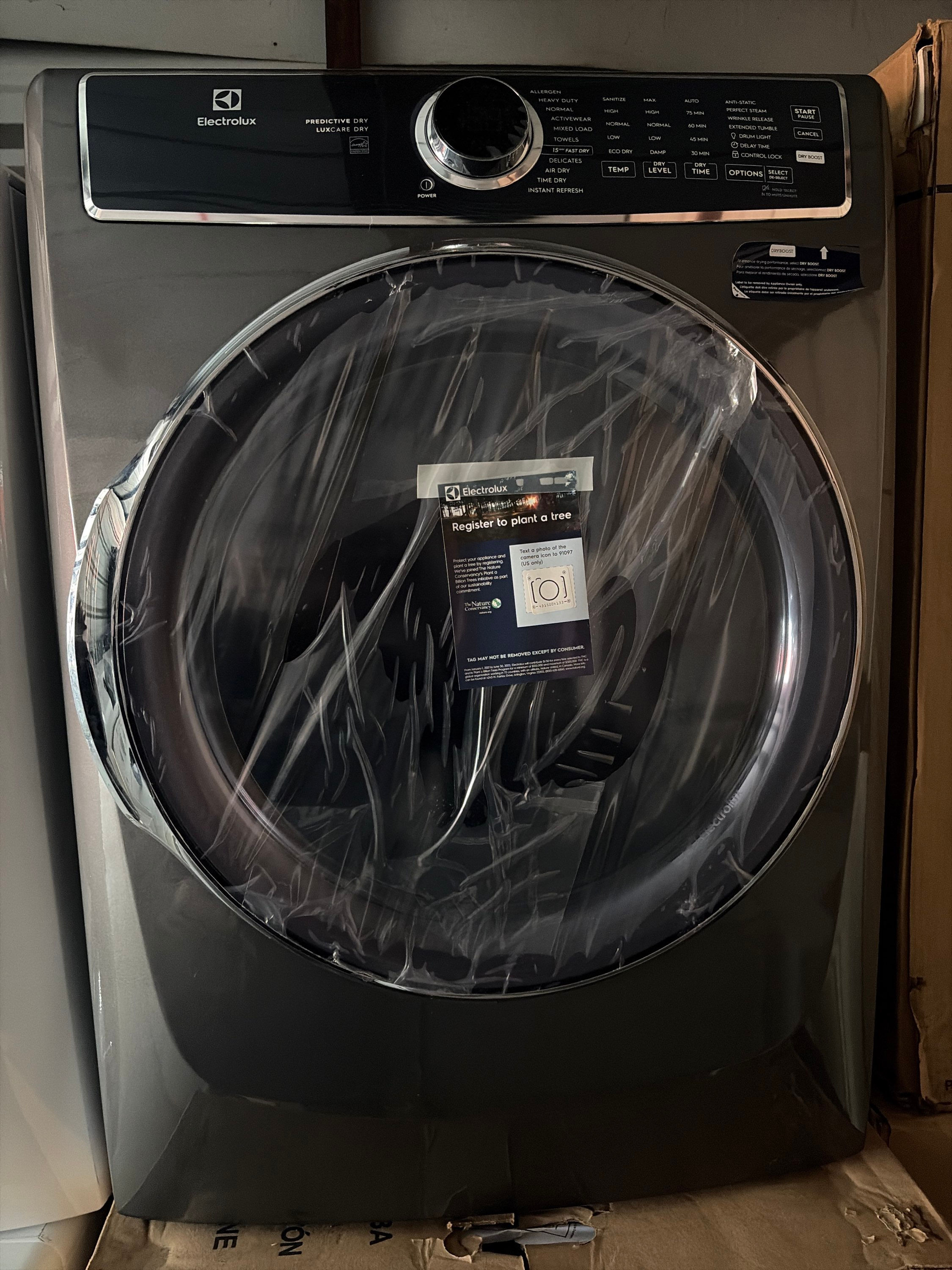 Brand new Electrolux Gas dryer 