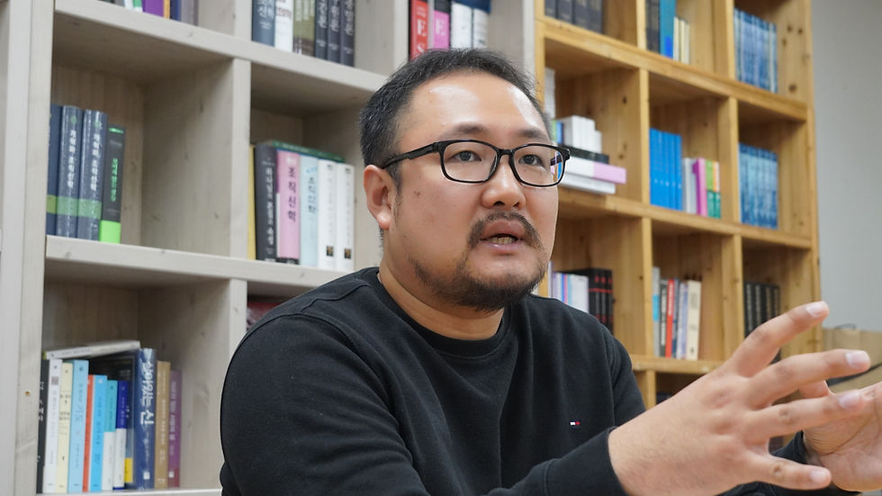 20.교회를 위한 좋은 무기를 공급하는 것이 저의 사역입니다:개혁 신학의 정수를 소개하는 도서출판 다함의 이웅석 대표