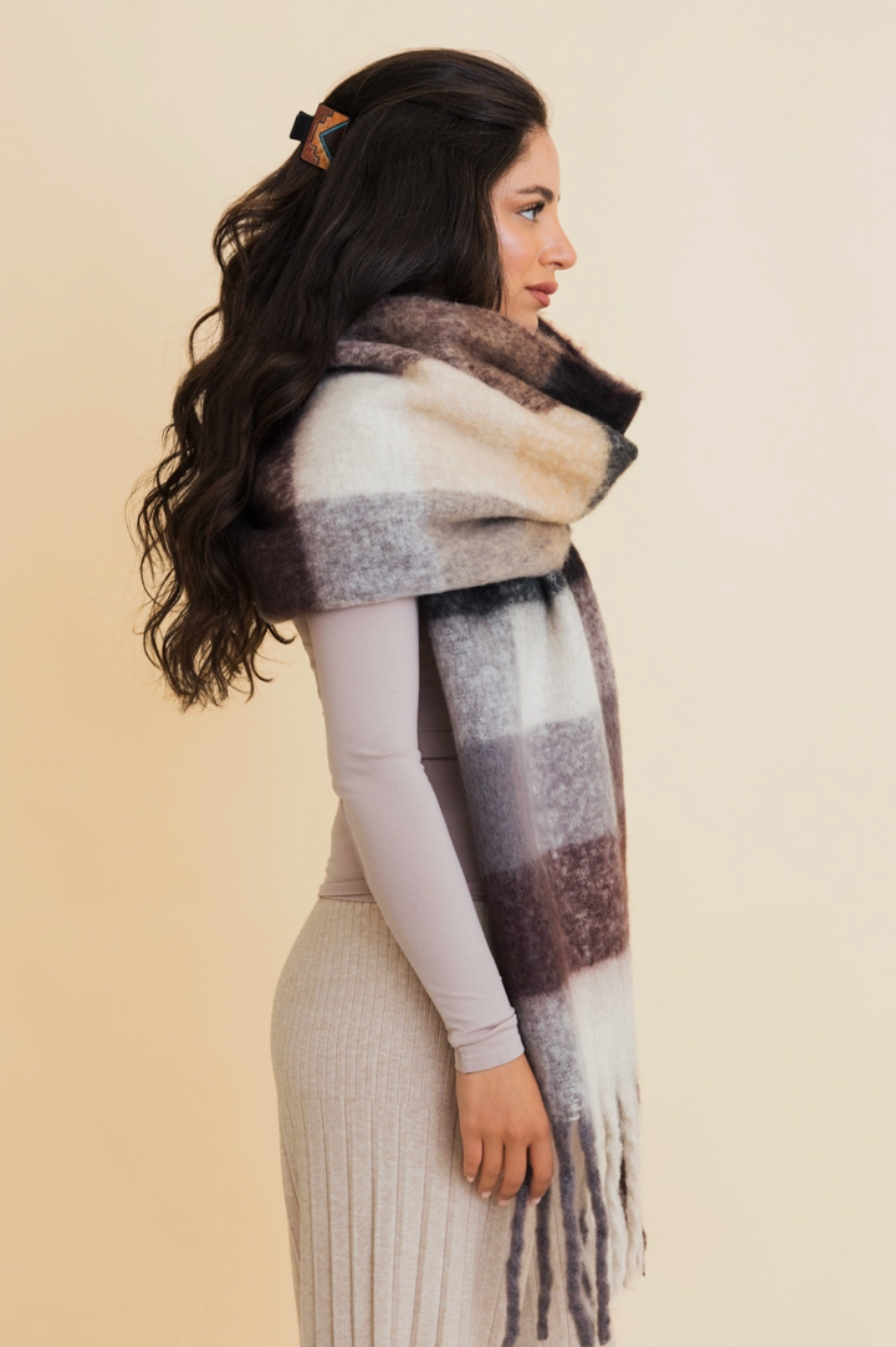 Thumbnail: Cozy Oversized Fringe Plaid Scarf
