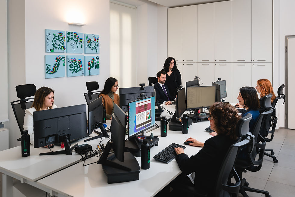 Fotografie di team al lavoro