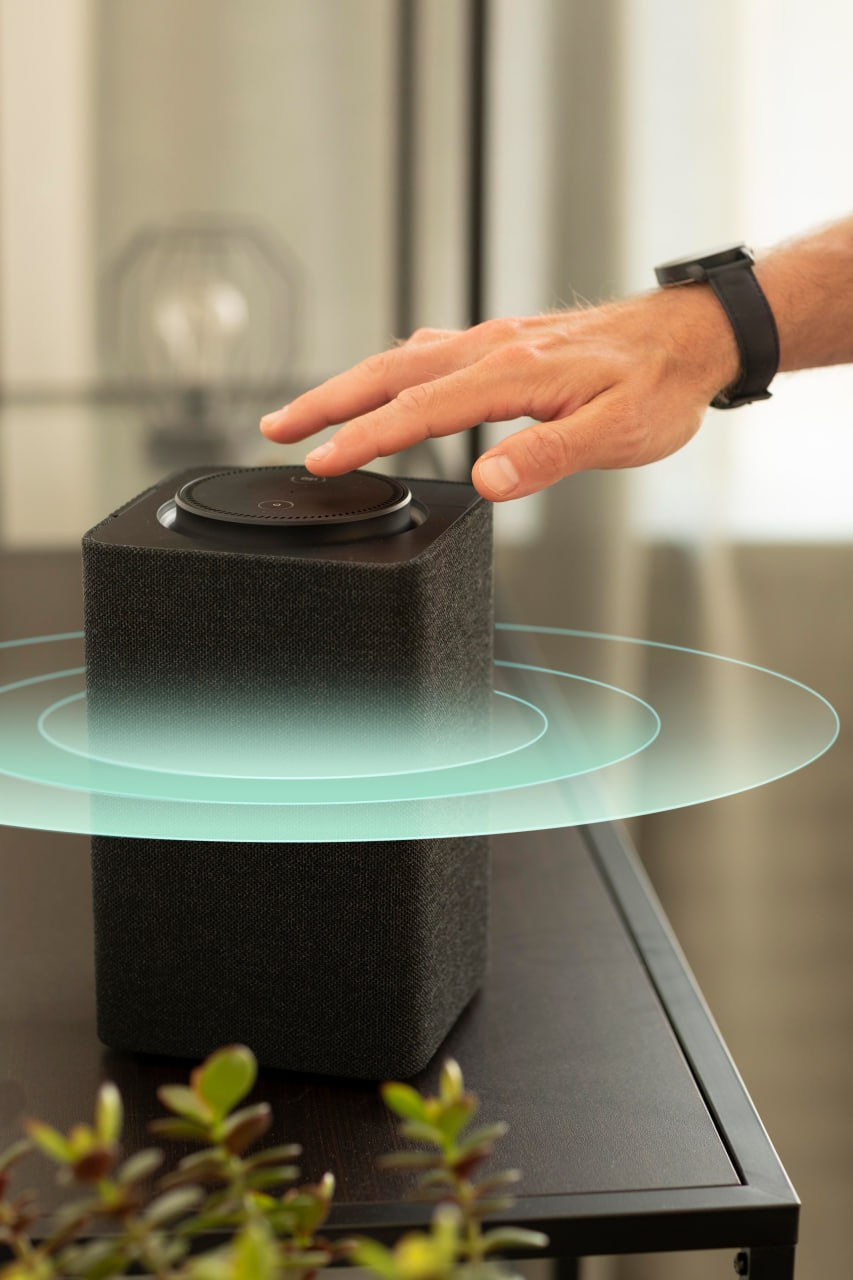 Intelligente Lautsprecher helfen bei der Steuerung der Musik und der Entspannung.