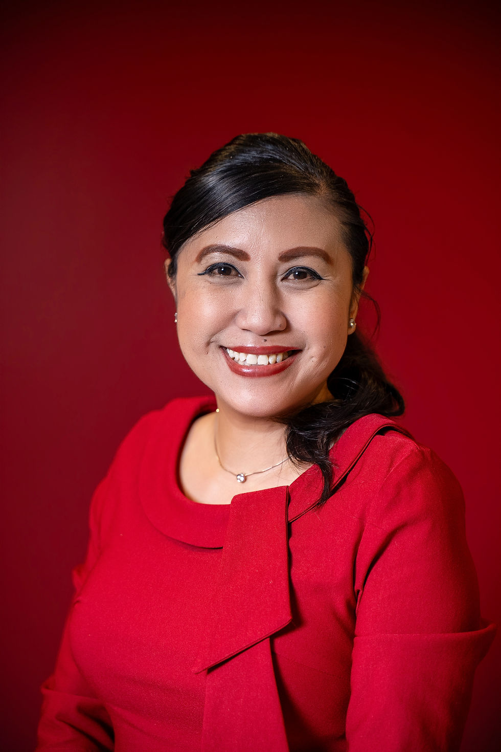 HEADSHOT-278.jpg
