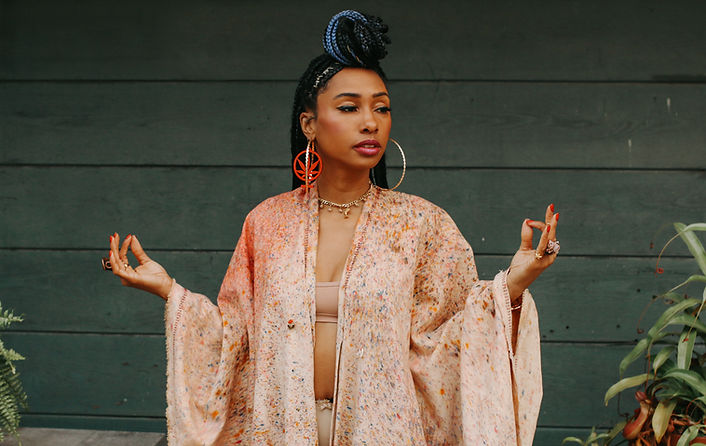 Lizzy jeff open hands