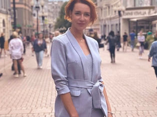592 Yulia 50