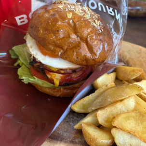三ヶ日牛ハンバーガーを食べました