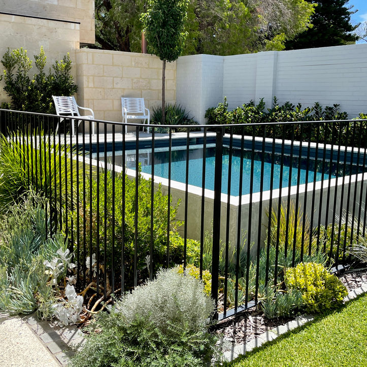 Cottesloe tristan peirce landscape architecture raised pool and landscape and garden desig