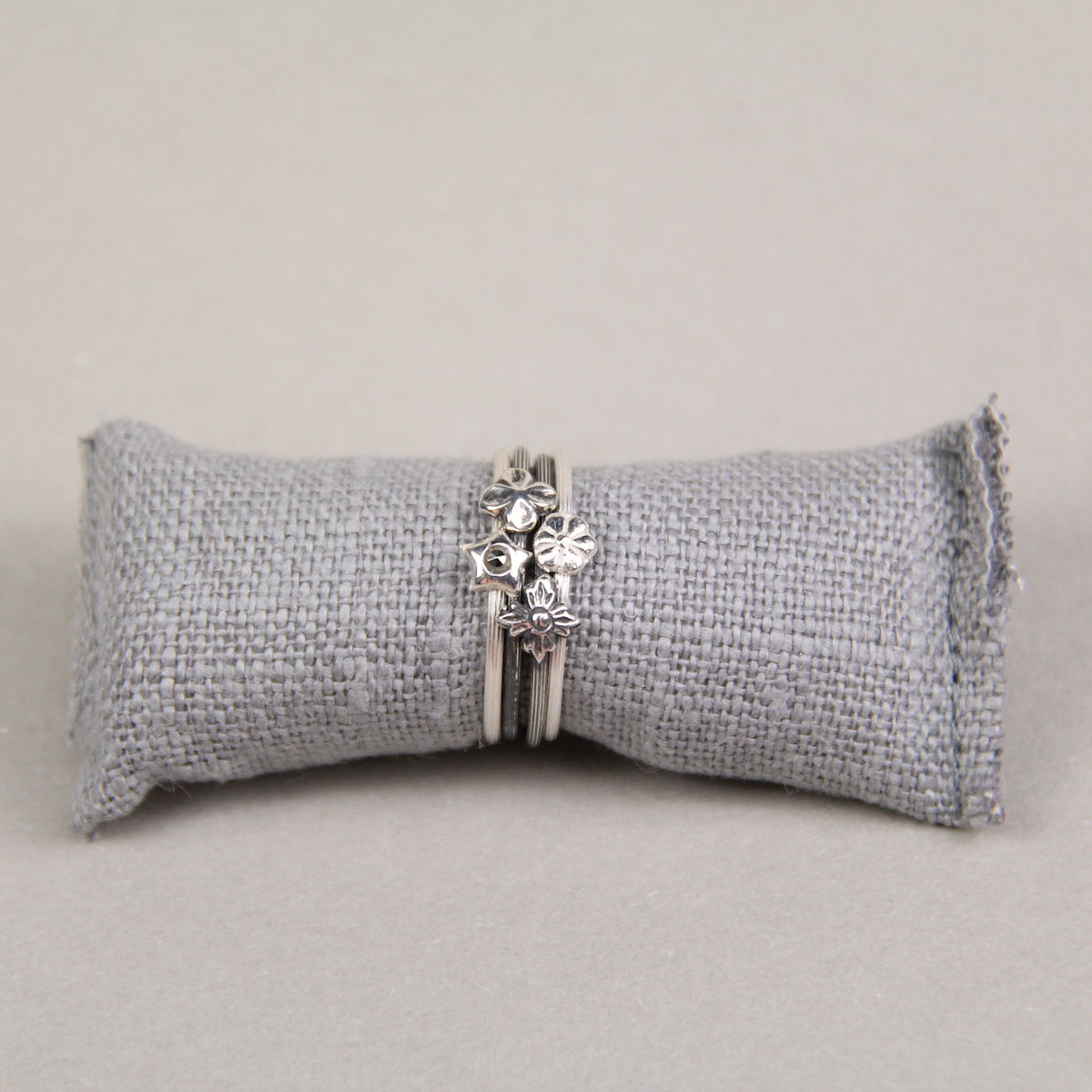 Set 18-1 Vintage Flower aanschuifringetjes