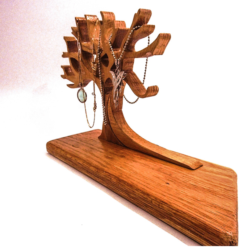 תמונה ממוזערת: עץ תכשיטים