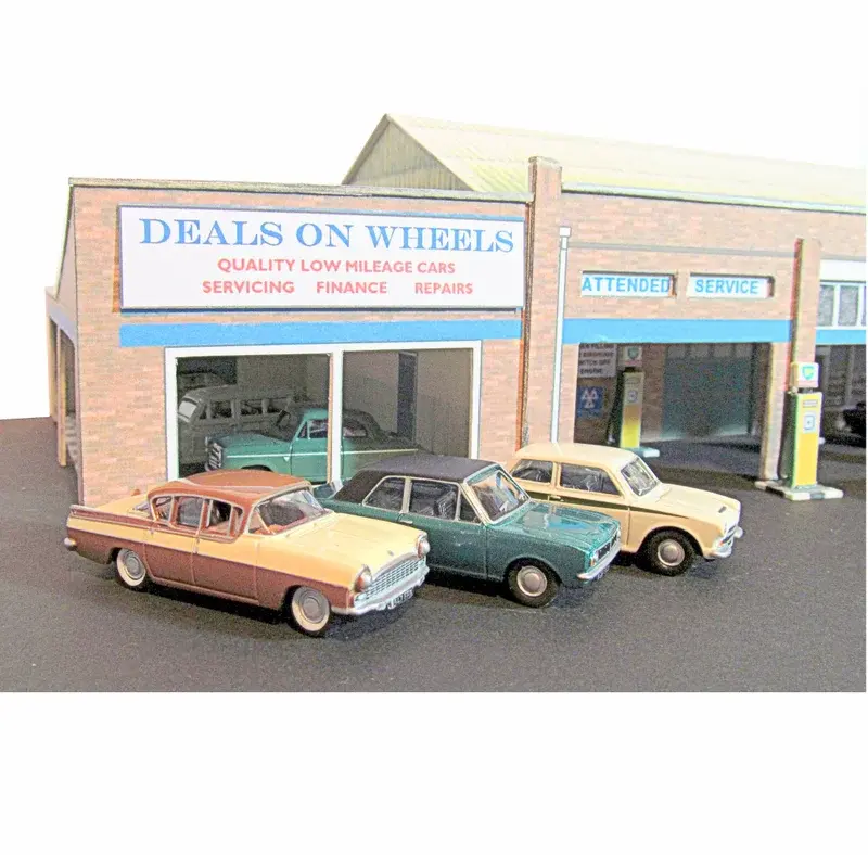 Thumbnail: MDG Main Dealer Garage and petrol station 1/76
