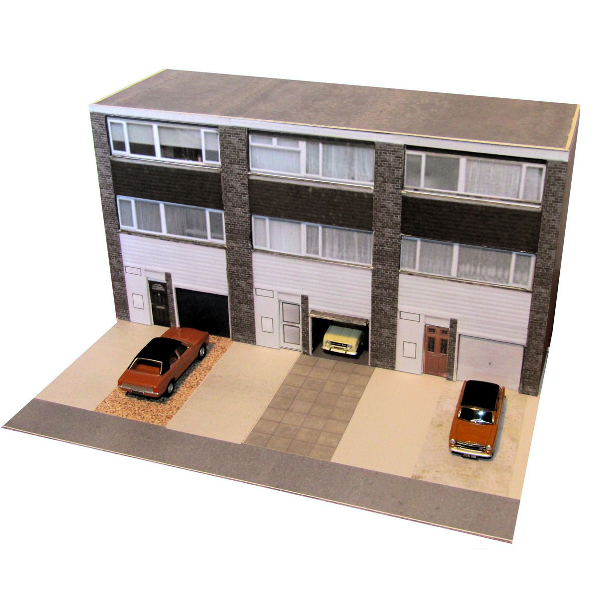 TERM Modern Terraced Houses (half relief) 1/76