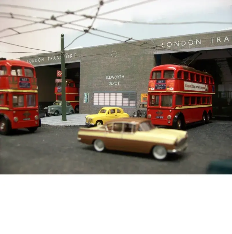 Thumbnail: IH Isleworth LT trolleybus depot 1/76
