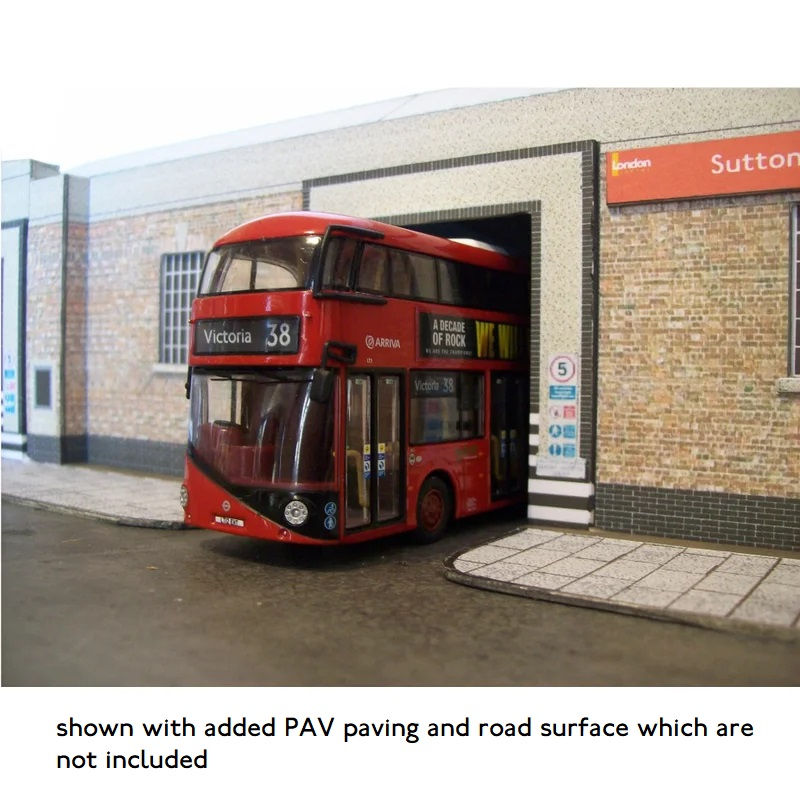 Thumbnail: A Sutton LT central bus garage 1/76