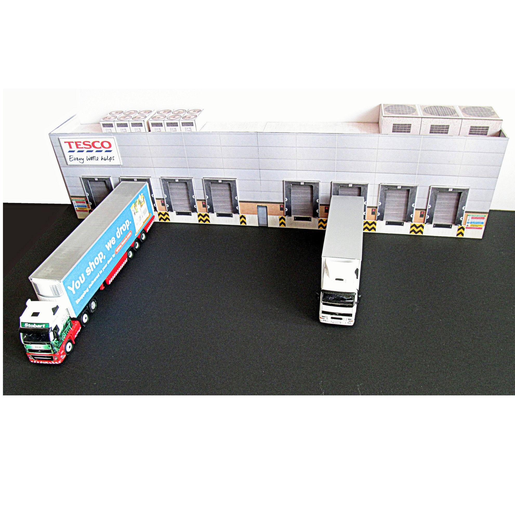TLB Truck Loading Bay 1/76