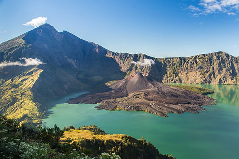 crater-rinjani-lombok-indonesia-shutterstock_377507917_c691584e35.jpeg