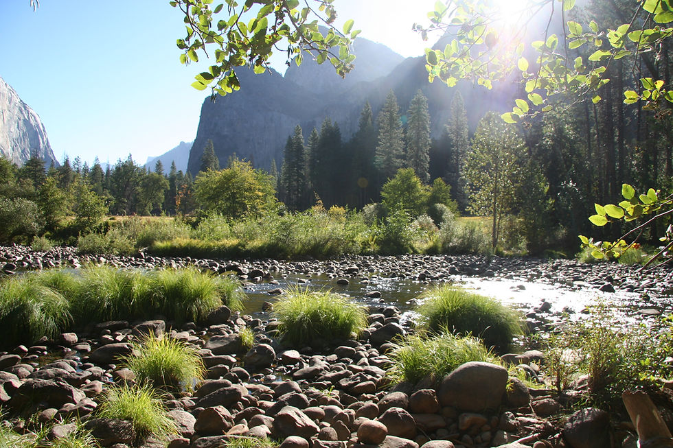 Valley View Point at Yosemite National Park