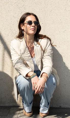 NOMUA_SCHMUCK_MODEL.JPG
