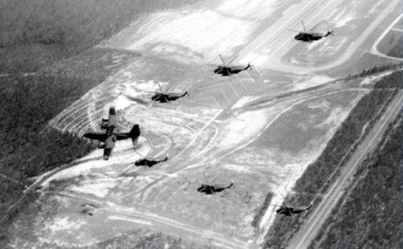 USAF_helicopters_training_for_Son_Tay_ra