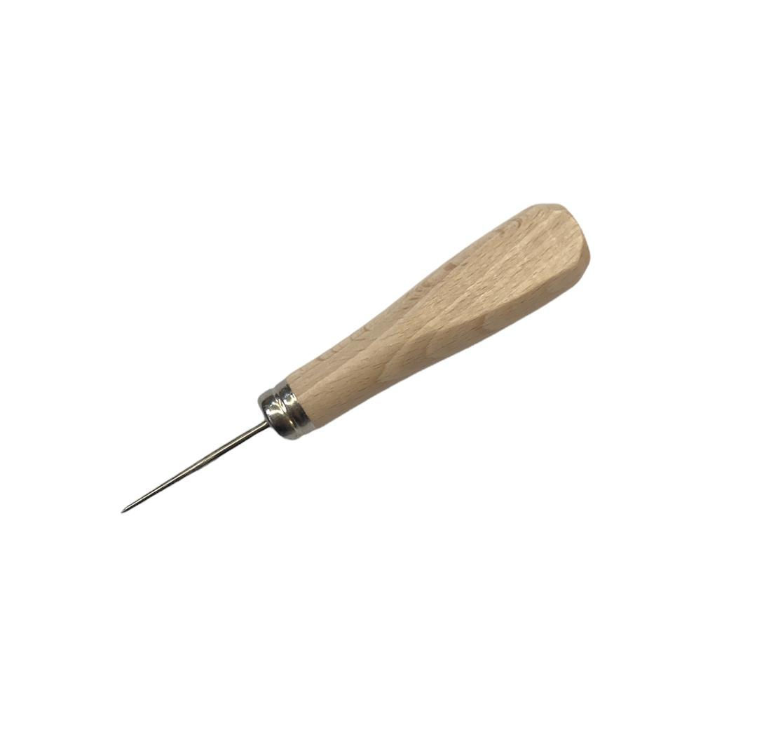Punteruolo per foratura di pelle e cuoio con manico in legno