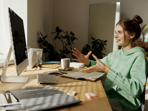 What Creative Entrepreneurs Do?