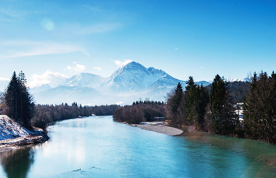 Peaceful mountain setting