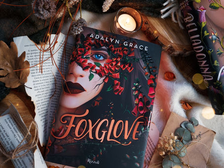 "Foxglove" di Adalyn Grace