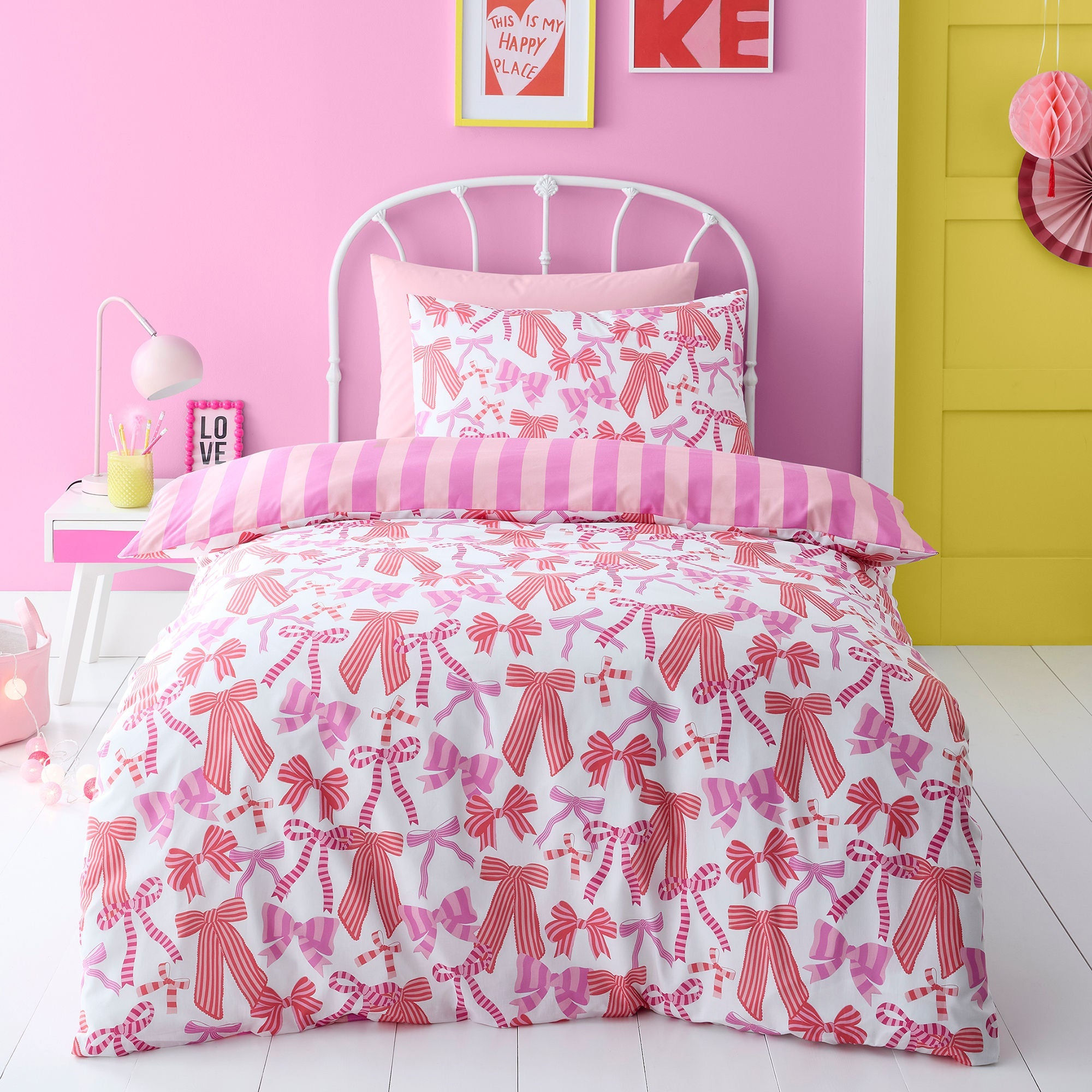 Bedlam - Bow and Stripes - Duvet Cover Set - Pink - Double