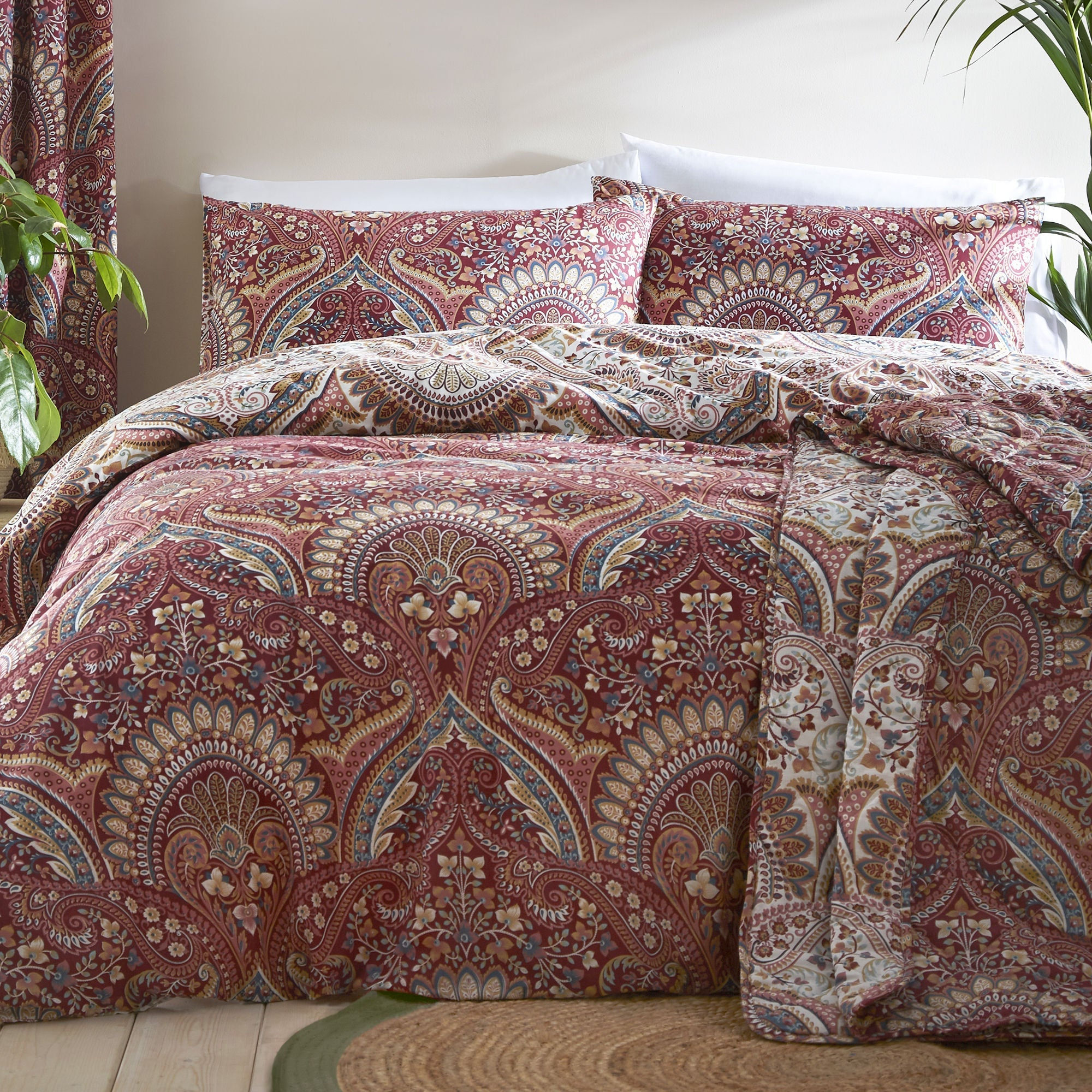Dreams & Drapes - Palais - Duvet Cover Set - Multi - King