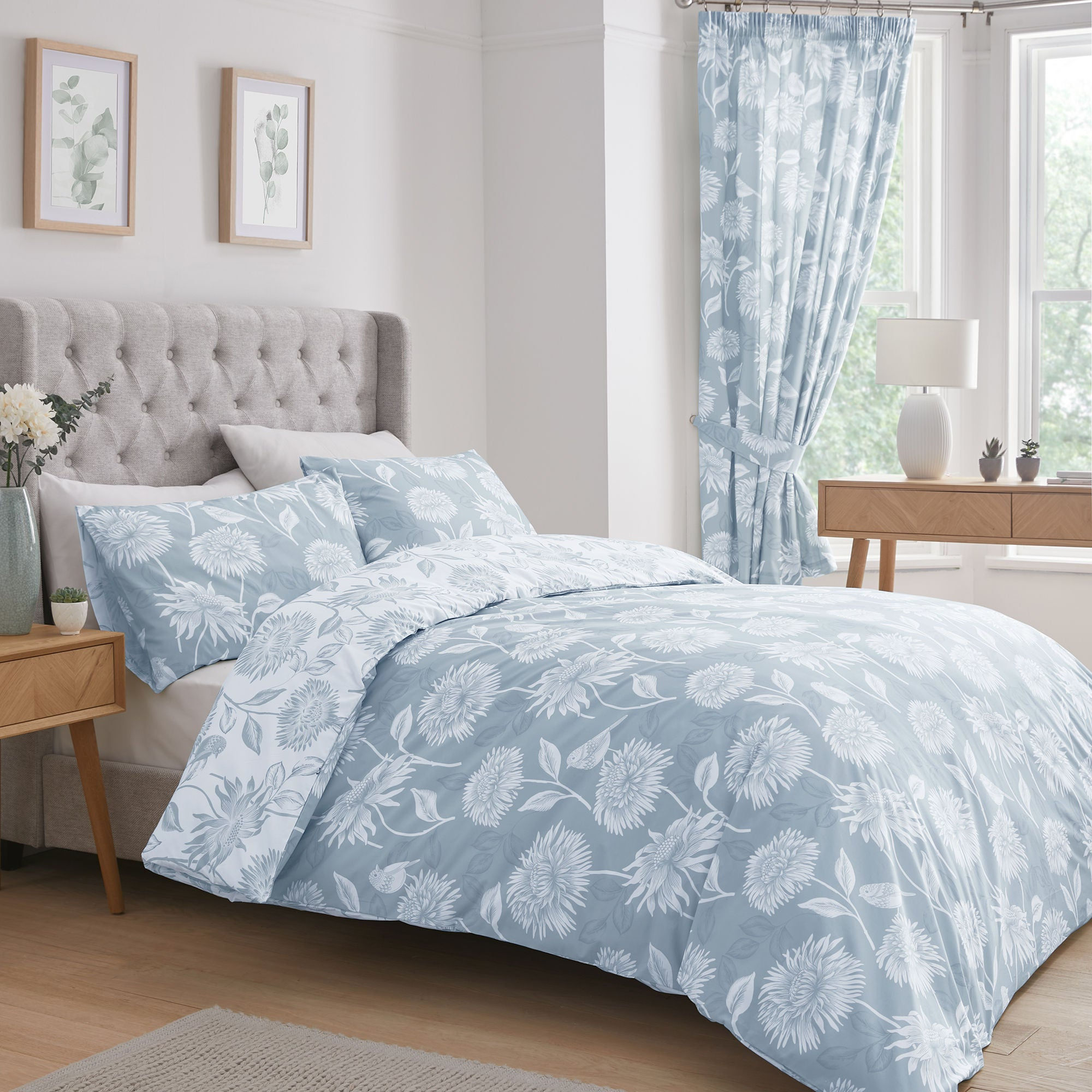 Dreams & Drapes - Chrysanthemum - Duvet Cover Set - Blue - Single