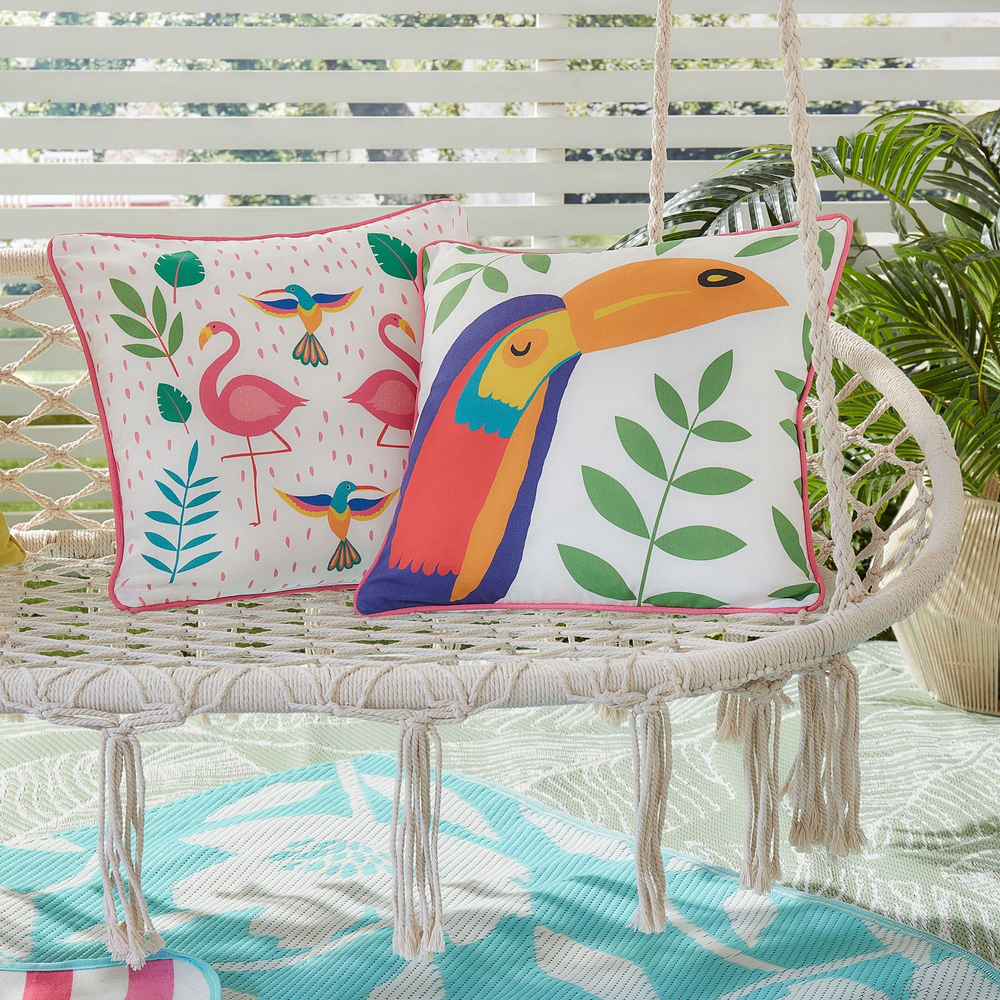 Fusion - Tropical Flamingo Outdoor - Filled Cushion - Pink - 43x43cm