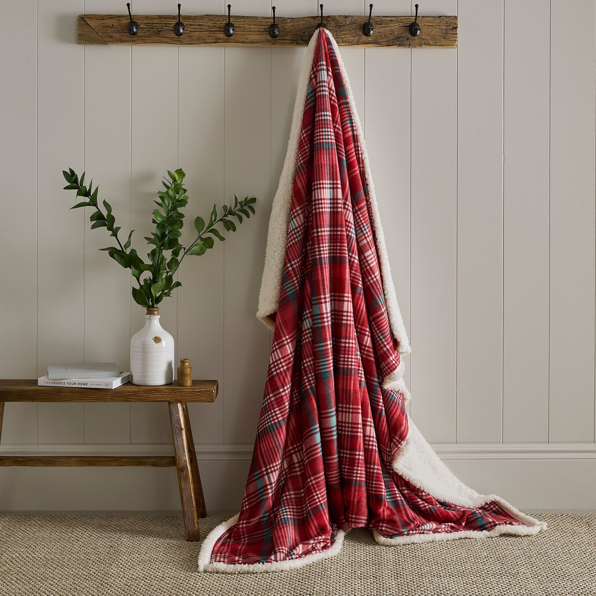 Dreams & Drapes - Bennet Check - Throw - Red - 150x200cm