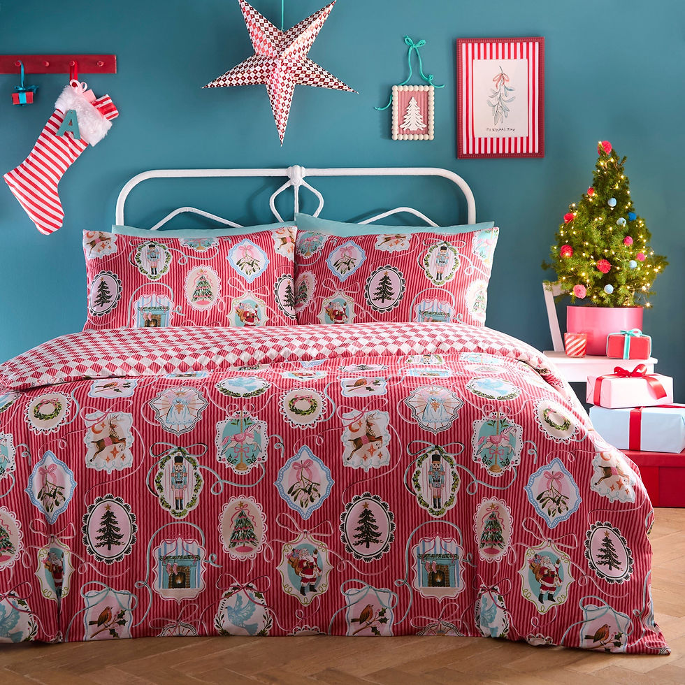 Fusion - Christmas Vintage Frames - Duvet Cover Set - Red - Single