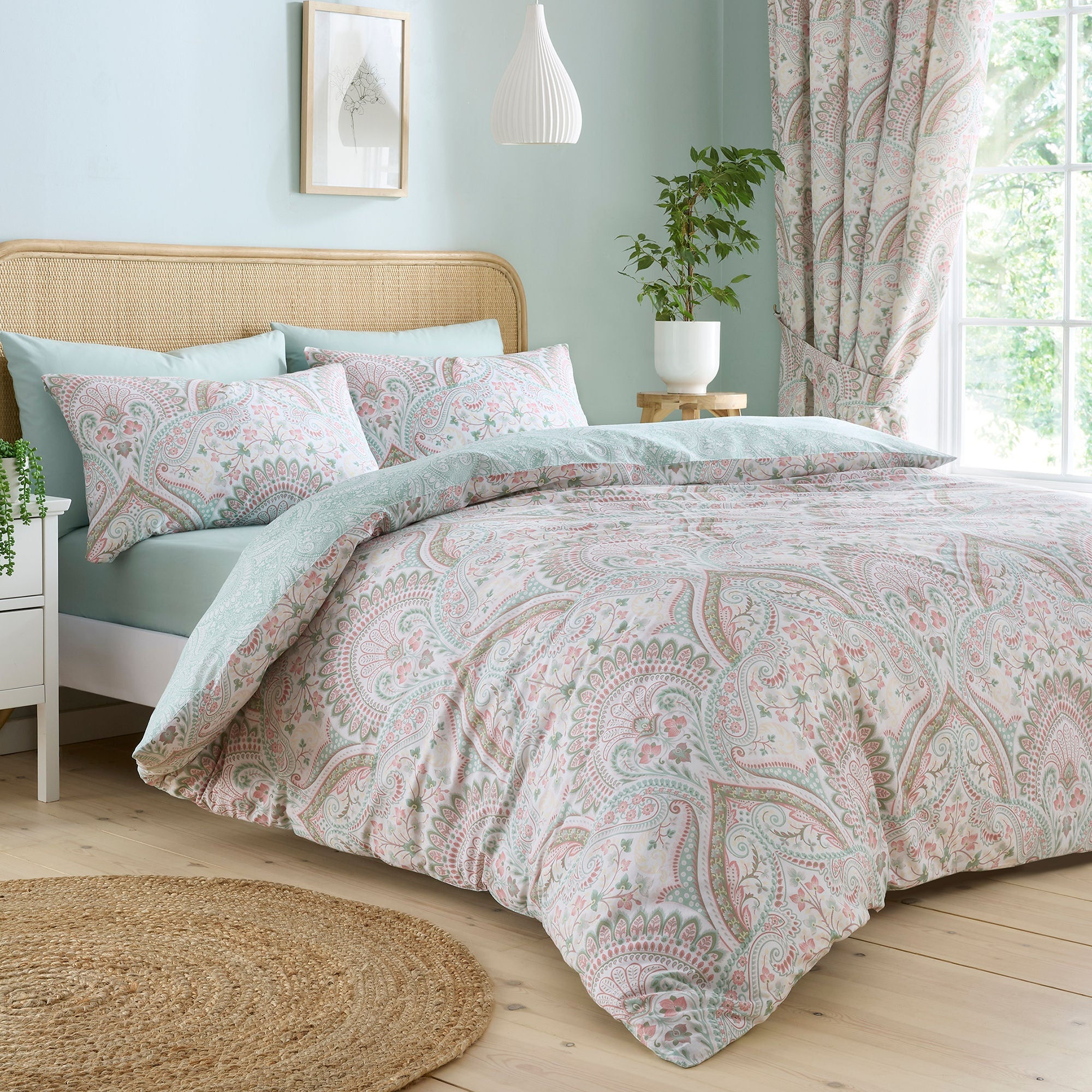Dreams & Drapes - Palais - Duvet Cover Set - Green