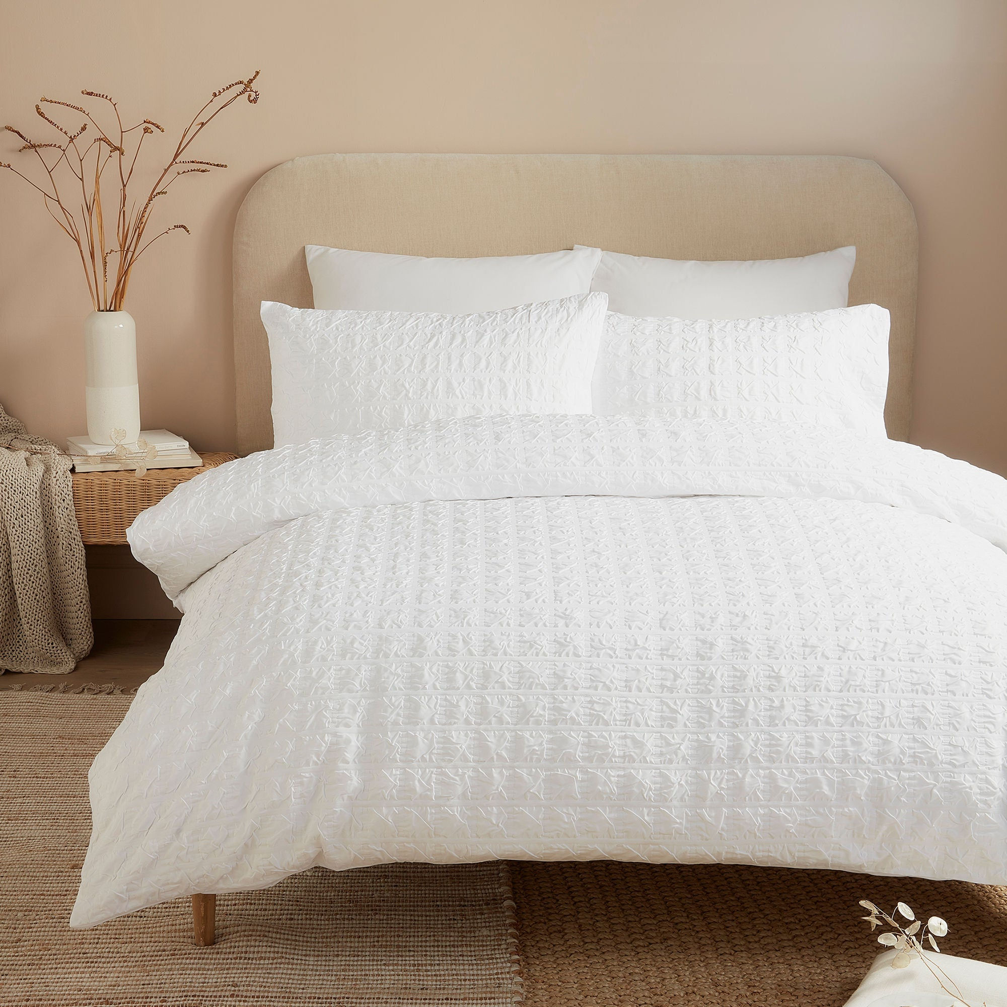 Serene - Embossed Grid - Duvet Cover Set - White