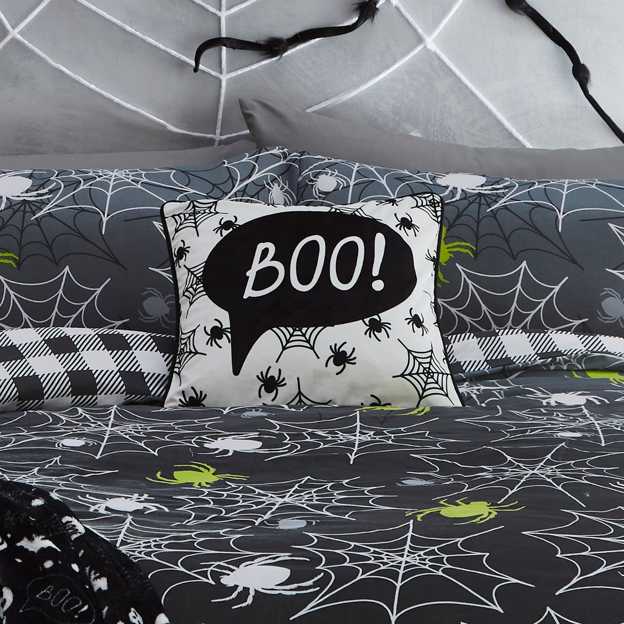 Bedlam - Boo - Cushion Cover - Black - 43x43cm