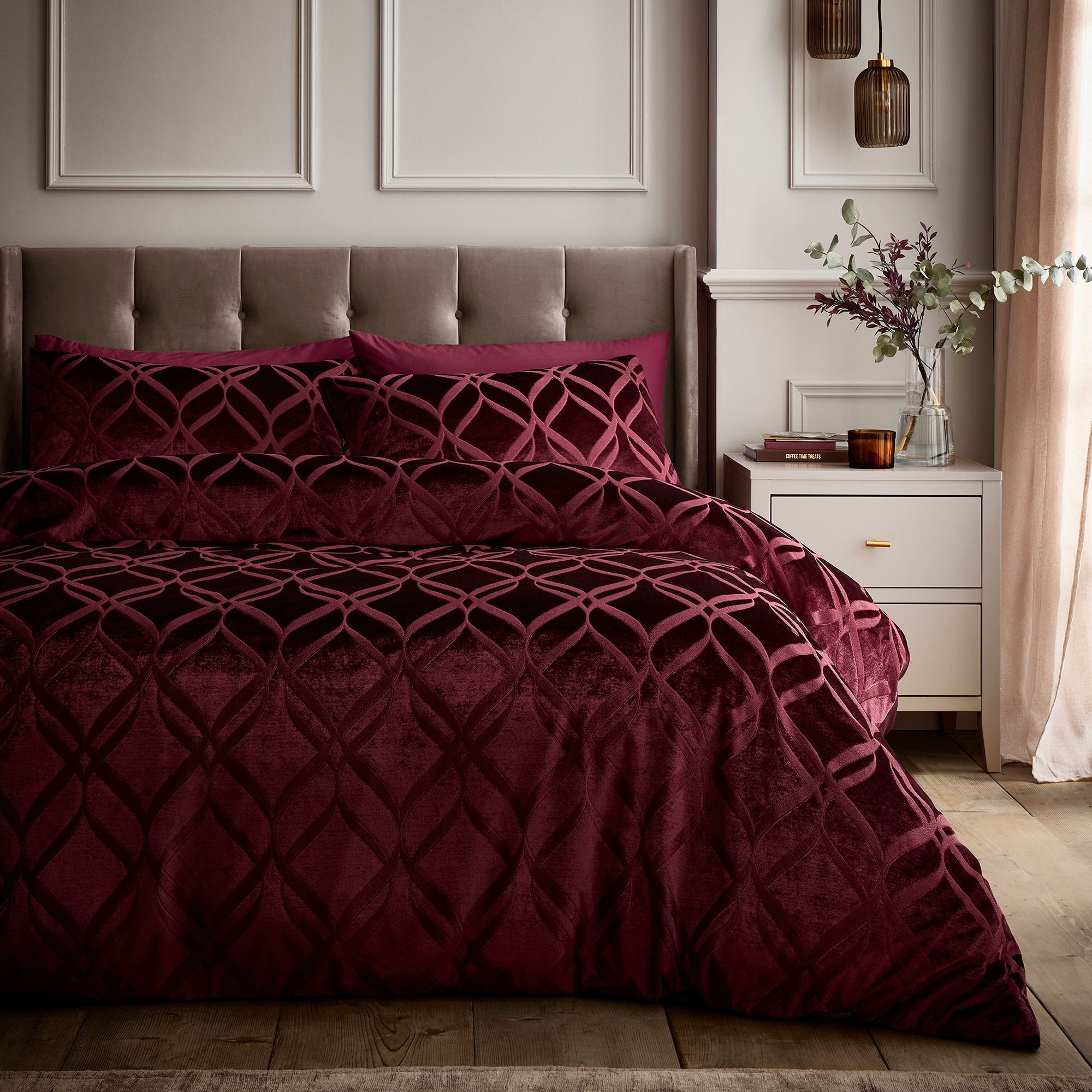 Soiree - Belfort - Duvet Cover Set - Berry - Double