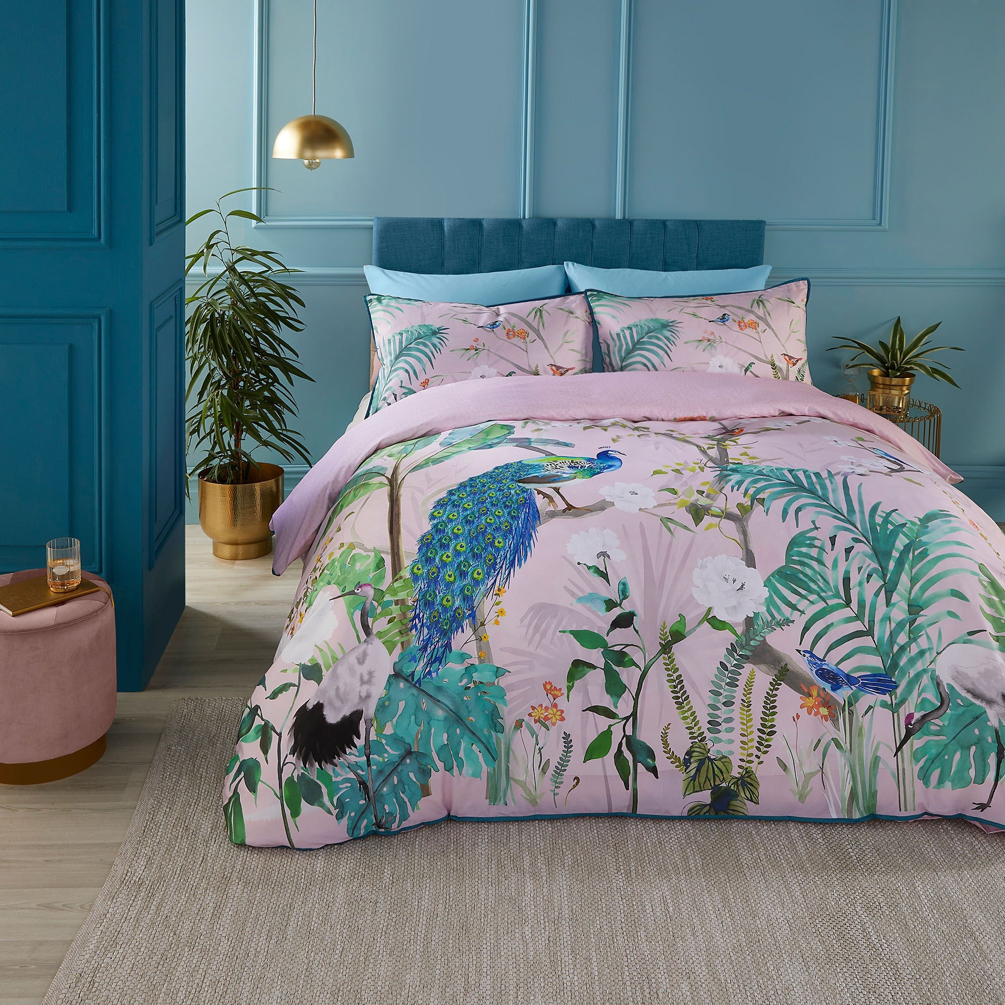 Soiree - Peacock Jungle - Duvet Cover Set - Pink