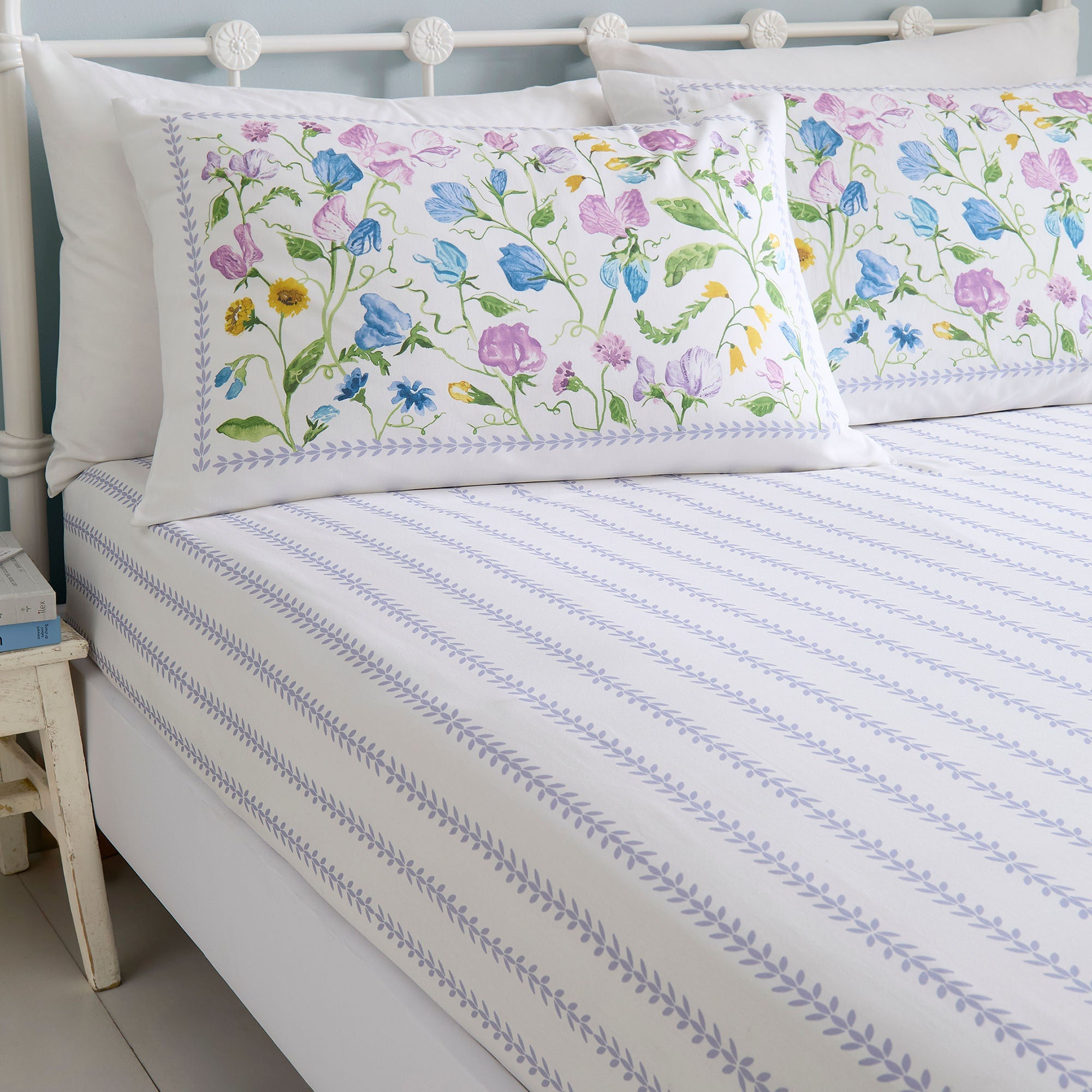 Dreams & Drapes - Sweetpea Floral - Fitted Bed Sheet - Lilac - Super-King