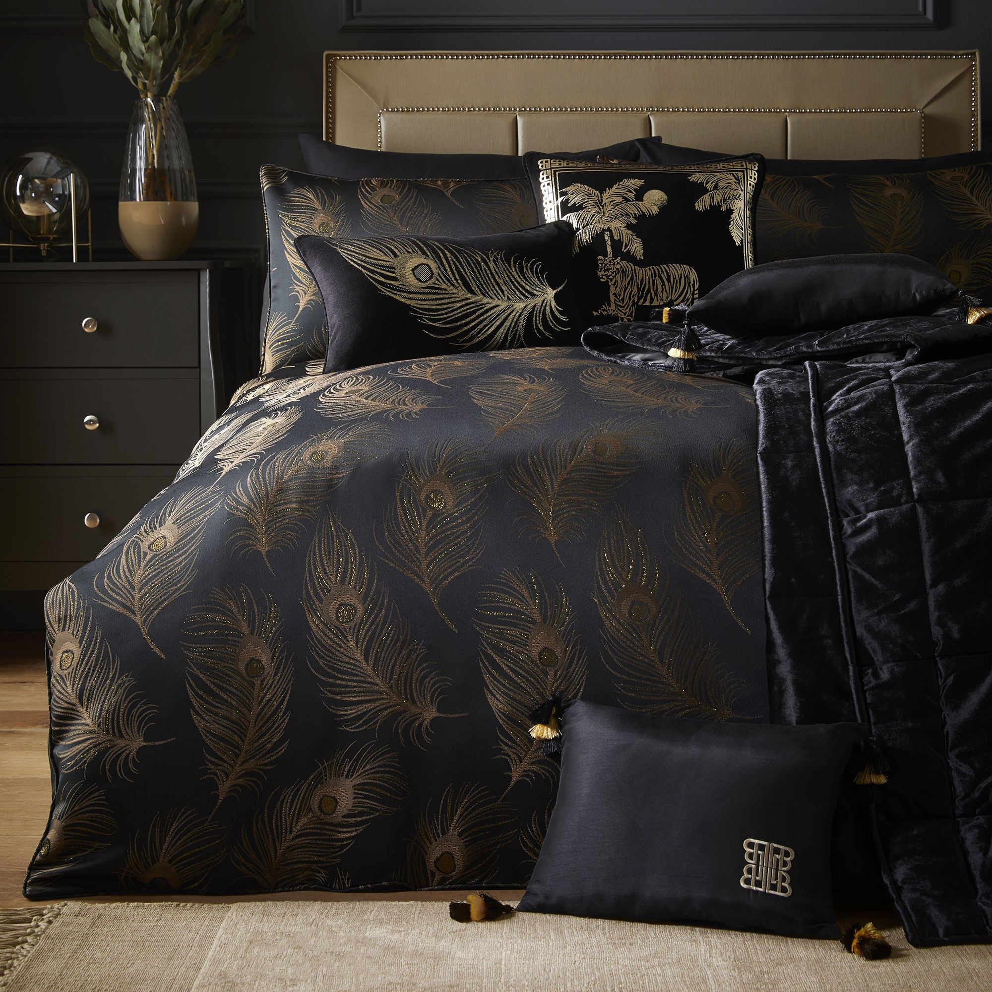 Laurence Llewelyn-Bowen - Dandy - Duvet Cover Set - Black/Gold - Double