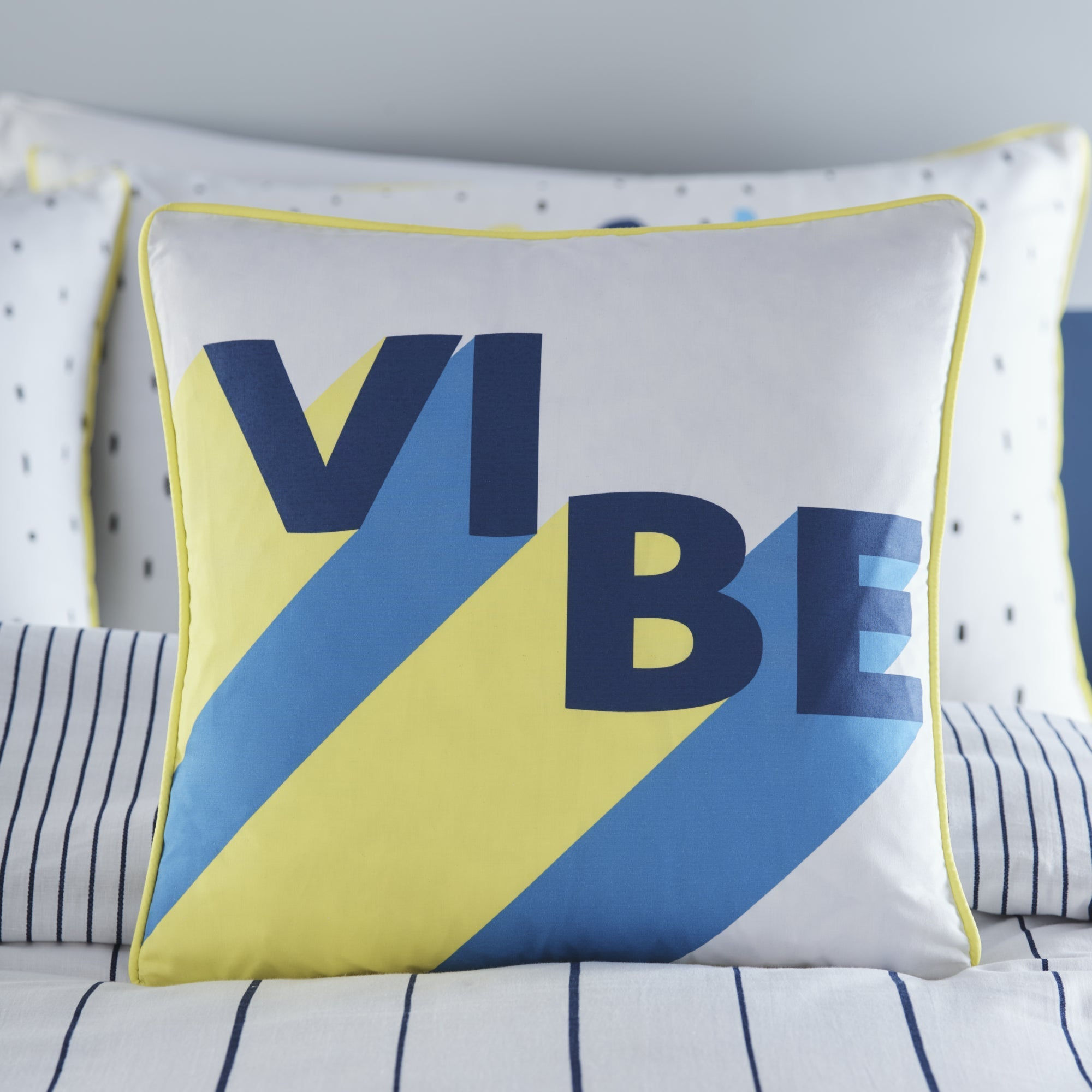 Appletree - Vibe - Cushion Cover - Navy - 43x43cm