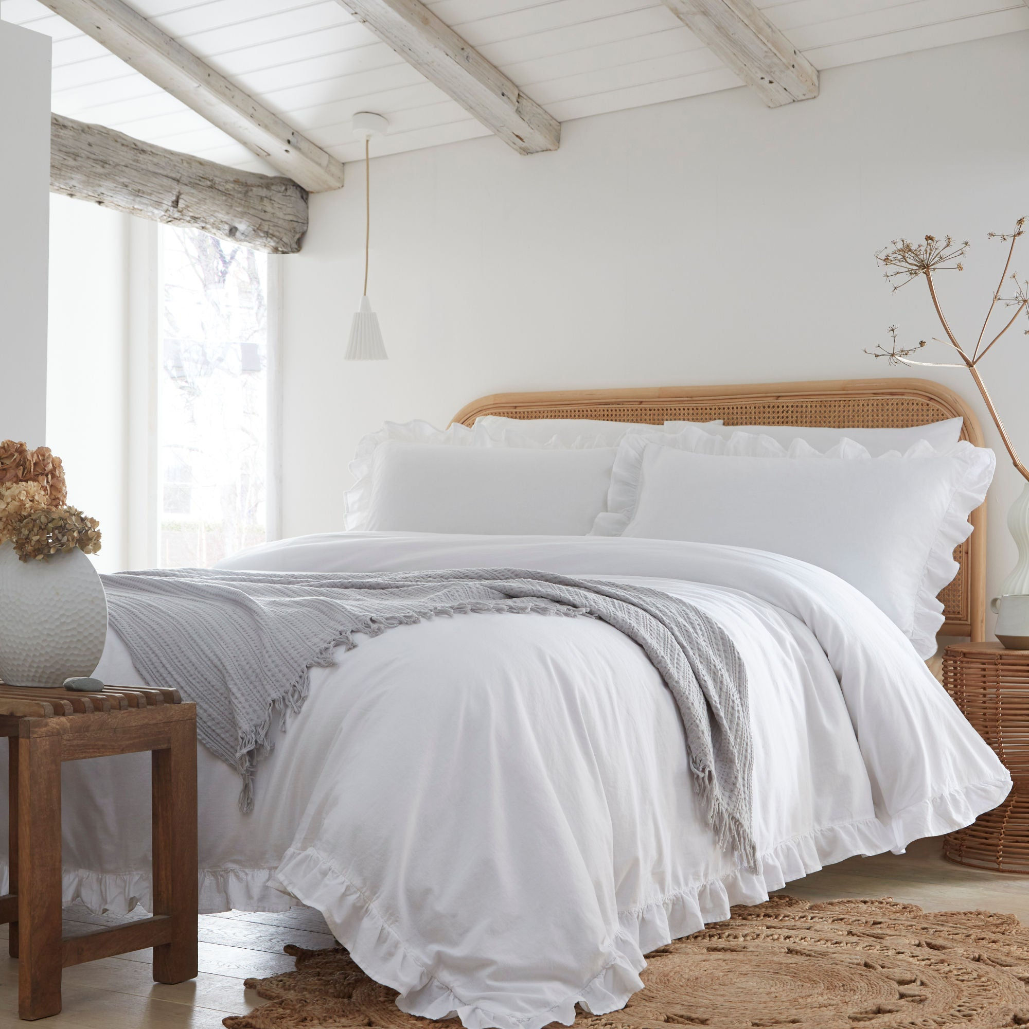 Appletree - Cassia Frill - Duvet Cover Set - White