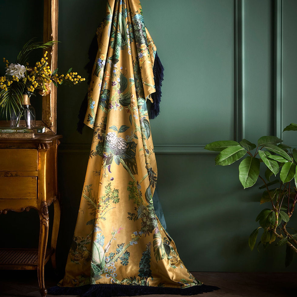 Laurence Llewelyn-Bowen - Cotswold Fantasia - Throw - Gold - 130 x 180cm