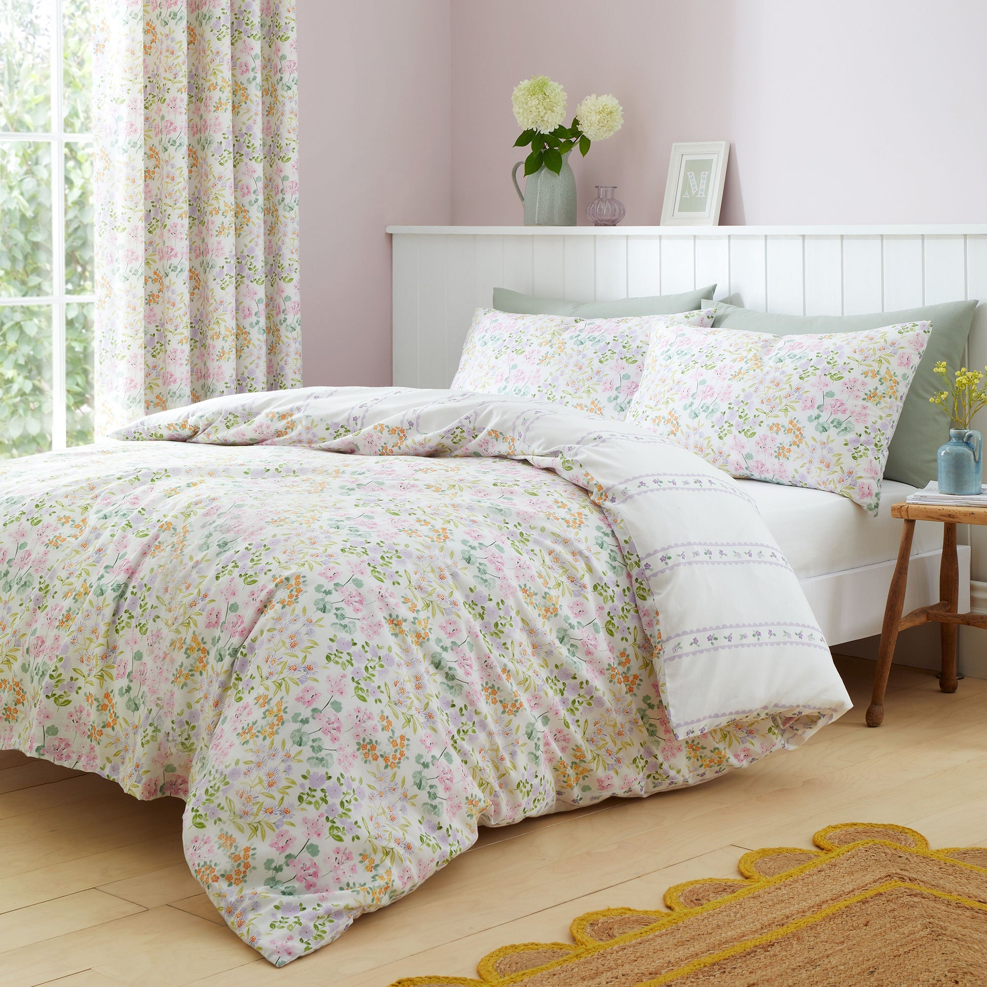 Dreams & Drapes - Edith - Duvet Cover Set - Lilac