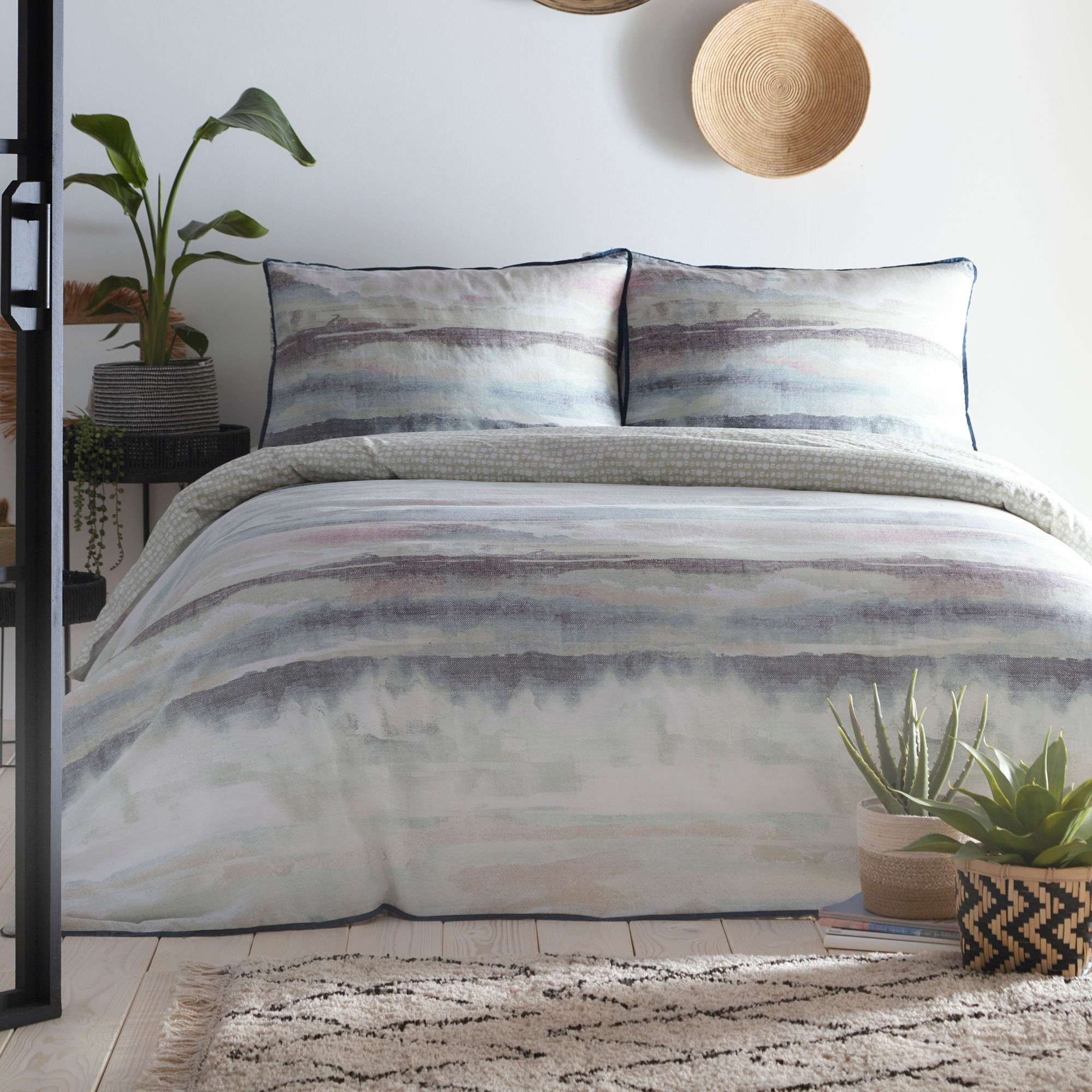 Appletree - Landscape - Duvet Cover Set - Seafoam