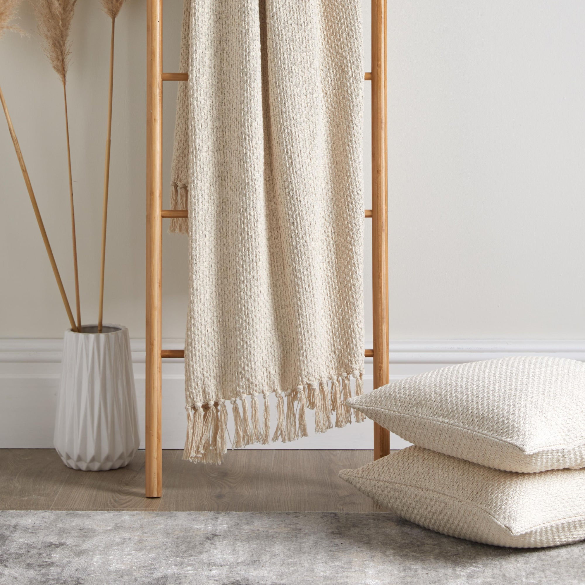 Drift - Hayden - Throw - Cream - 200x200cm