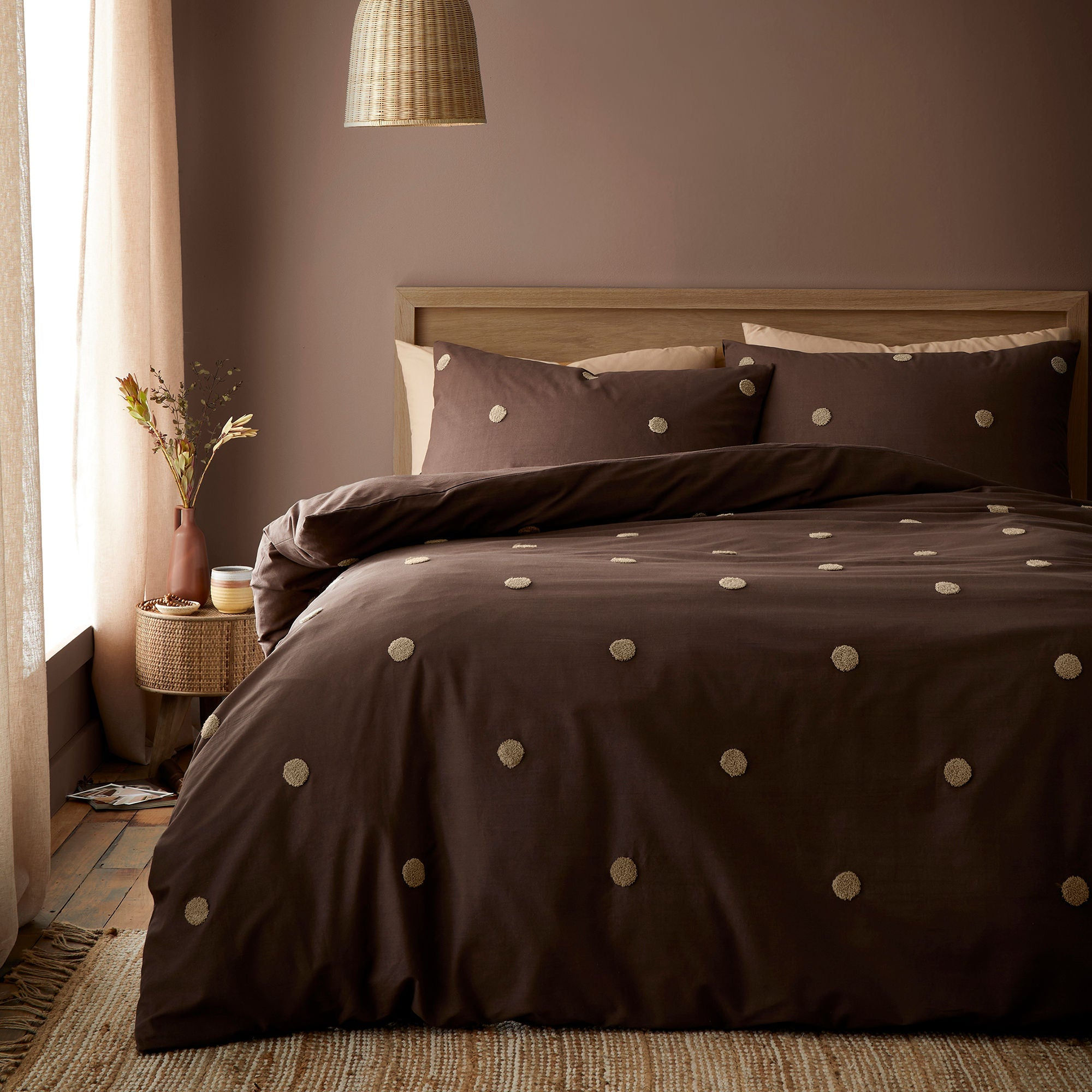 Appletree - Dot Garden - Duvet Cover Set - Chocolate