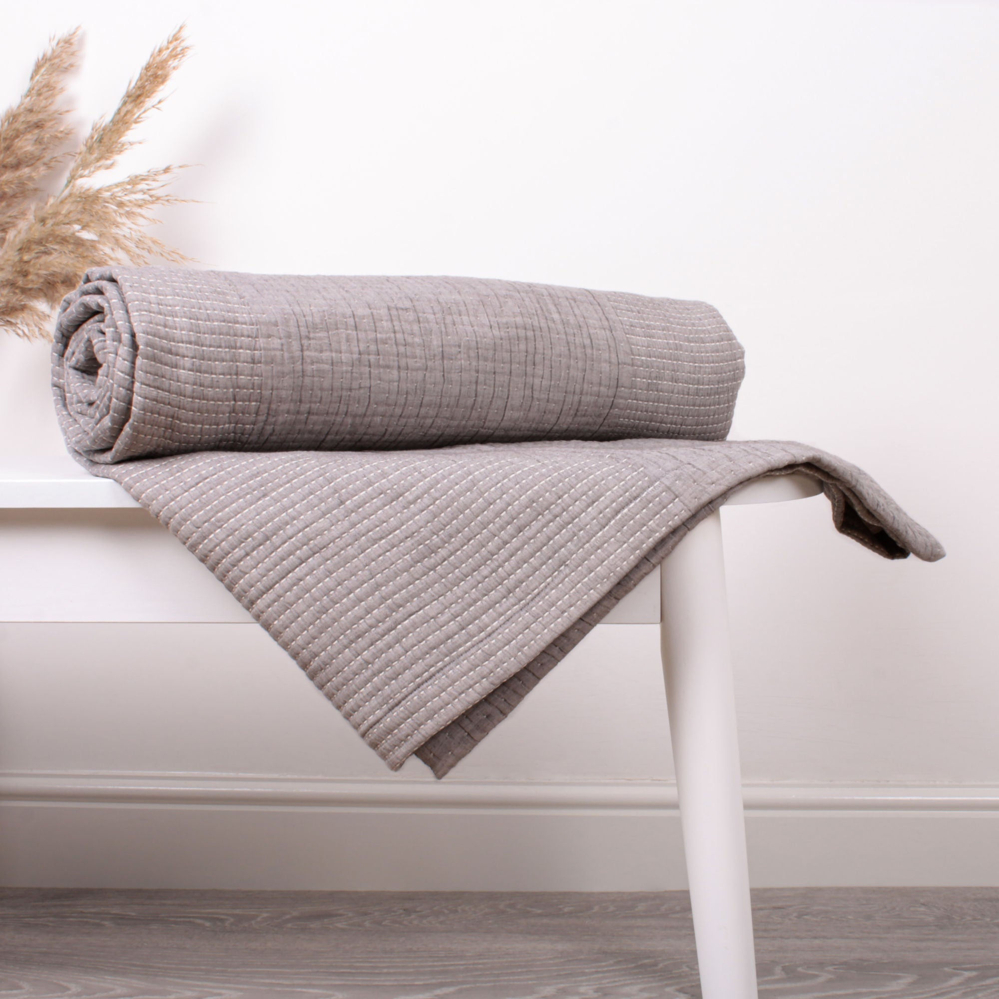 Appletree - Verity - Bedspread - Grey - 150 x 200cm