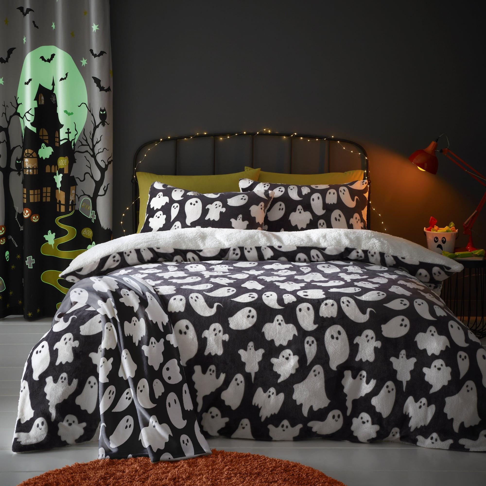Bedlam - Spooky Ghosts - Duvet Cover Set - Grey - Single